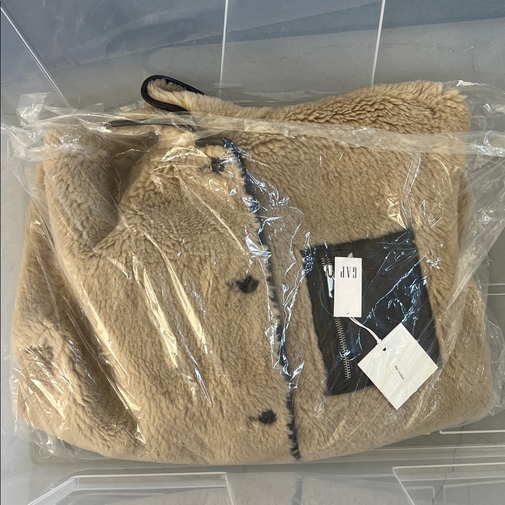 Gap x Sandy Liang Reversible Vegan Leather Sherpa Jacket XXS/XS - Picture 7 of 7